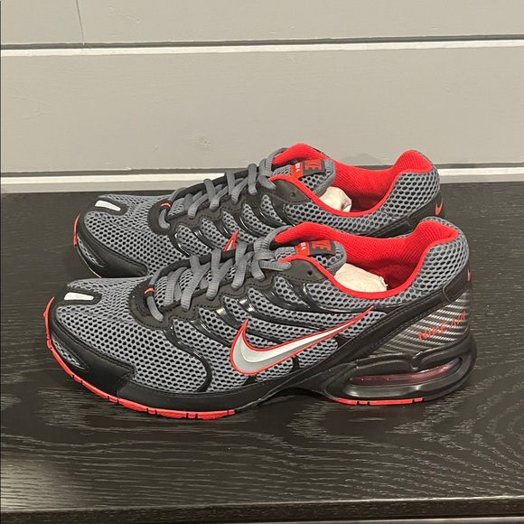 Nike Air Max Torch 4 Dark Grey/Metallic Silver/Red Men’s Size 11.5 - Picture 2 of 8